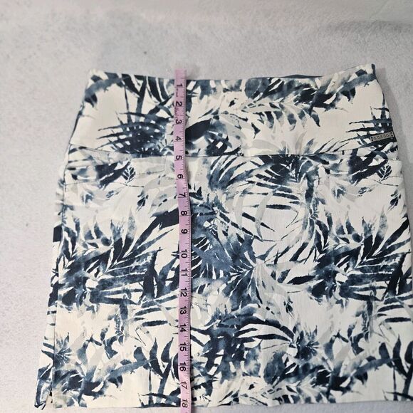 SC & CO Skort Sz L Blue & White Leaf Tummy Control Pockets Golf Tennis - Picture 5 of 7